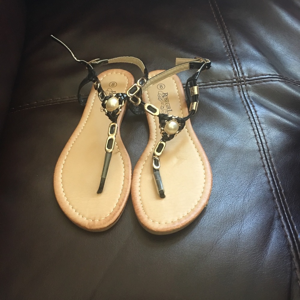Pearl sandals 🎀